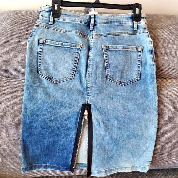 NWT - Le Volière Denim Pencil Skirt - Picture 6 of 16